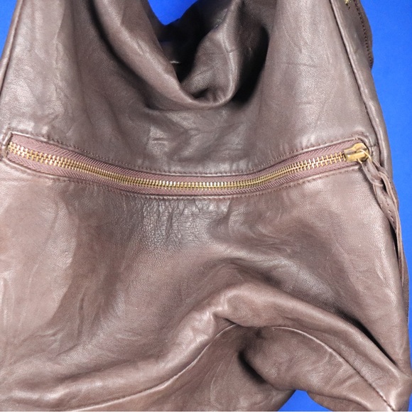 Thomas Wylde Designer Circus Leather Skull-Studded Hobo Bag with Chain Straps - Picture 12 of 15